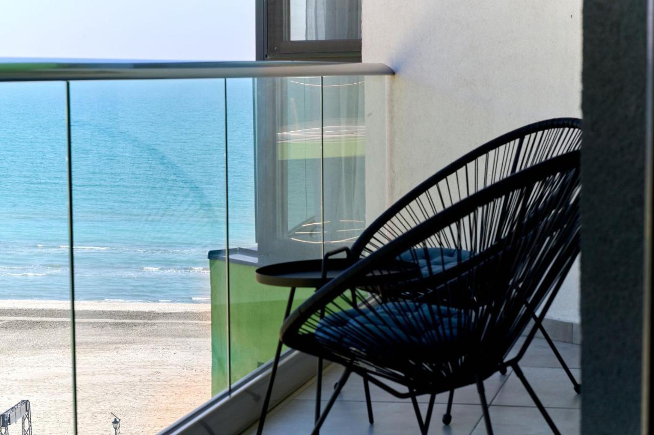 Rainbow Sea View Apartment Spa N Pool Resort - Parking Mamaia Luaran gambar