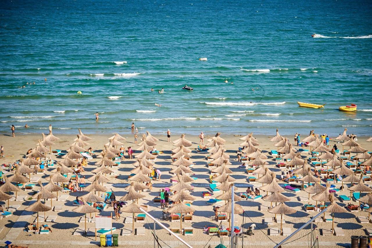Rainbow Sea View Apartment Spa N Pool Resort - Parking Mamaia Luaran gambar