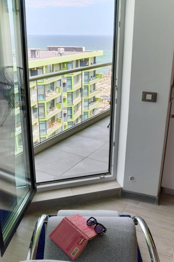 Rainbow Sea View Apartment Spa N Pool Resort - Parking Mamaia Luaran gambar